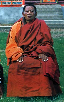 Lama Achuk Sitting